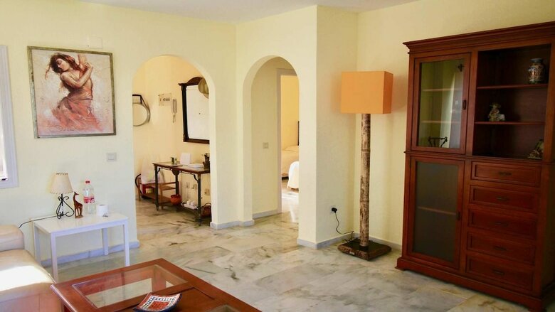 Apartmentos Albamar