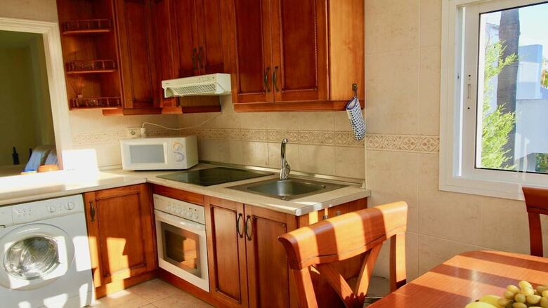 Apartmentos Albamar