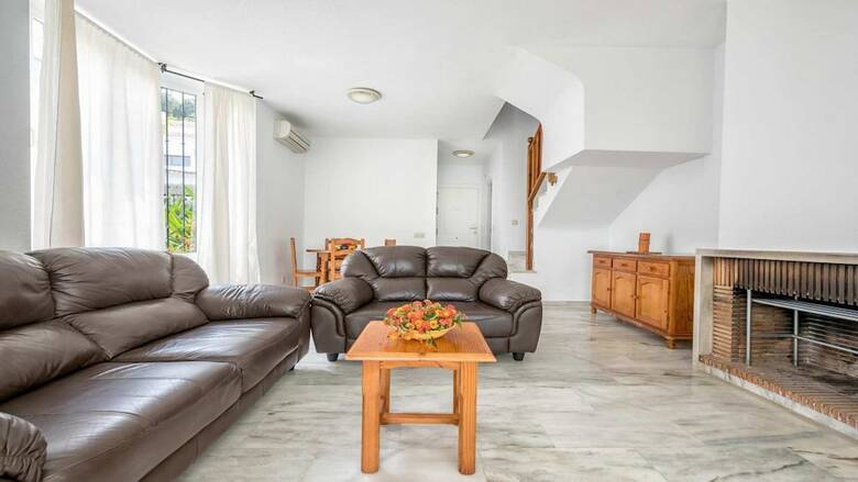 Apartmentos Albamar