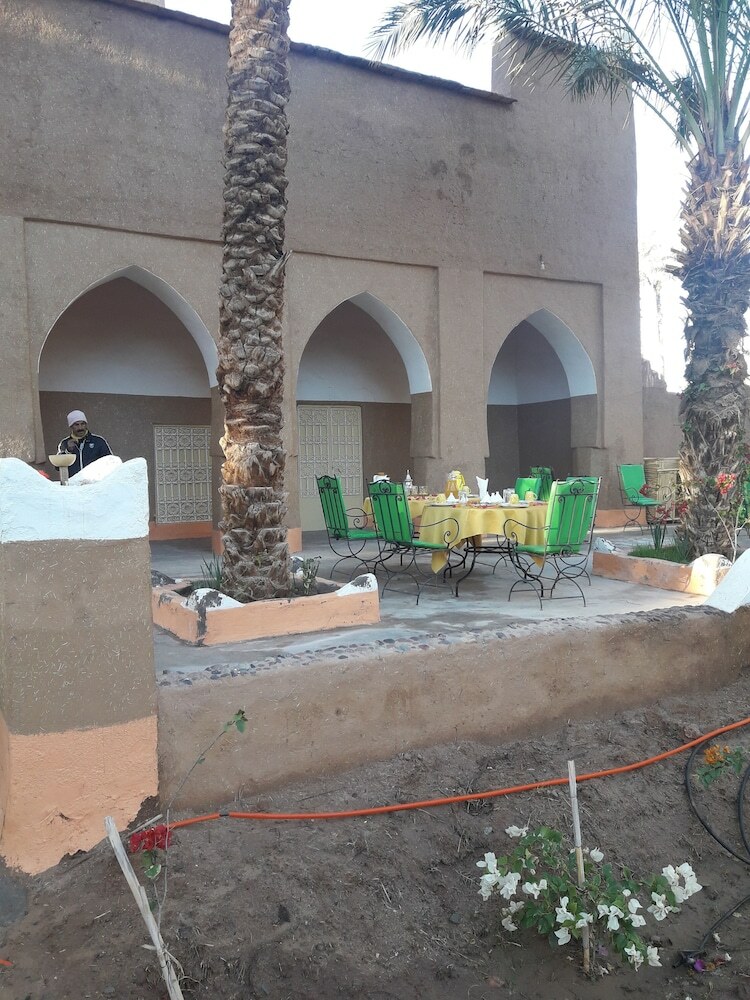 Hotel Riad Tagmadart Ferme D'h�te