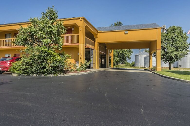 Hotel Quality Inn Charleston I-57