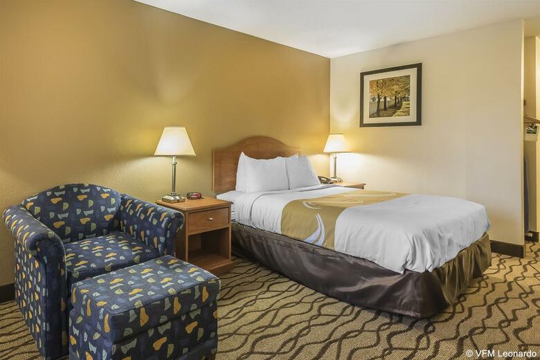Hotel Quality Inn Charleston I-57