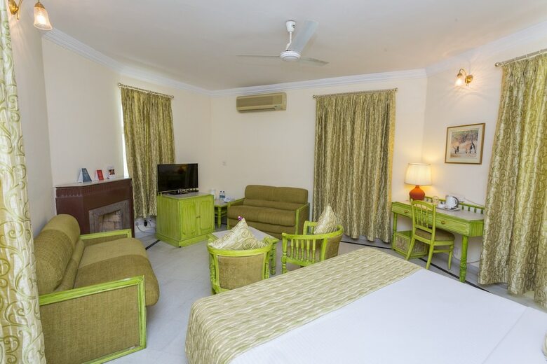 Garden Hotel