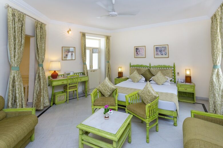 Garden Hotel