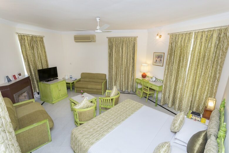 Garden Hotel