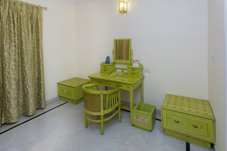Garden Hotel