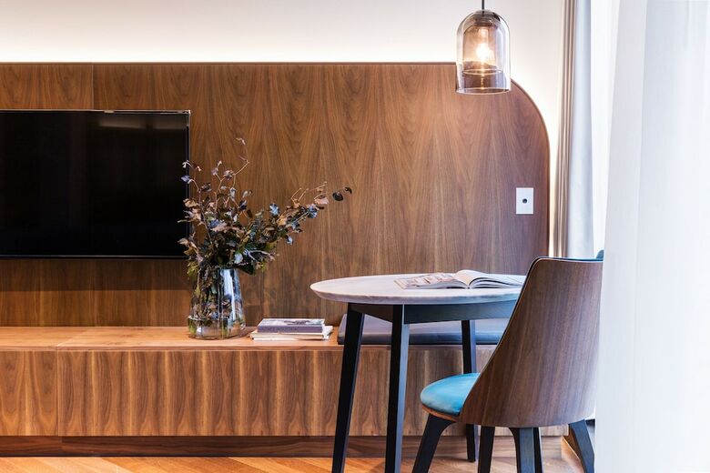 West Hotel Sydney, Curio Collection By Hilton