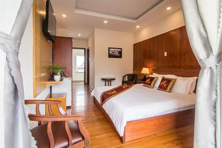 Robins Villa