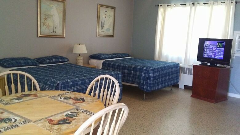 Ocean Crest Motel
