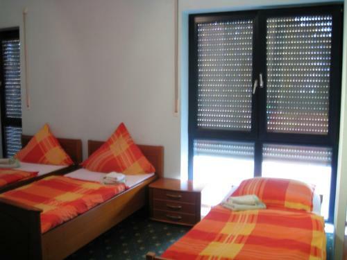 Hotel Restaurant "waldsch�nke"