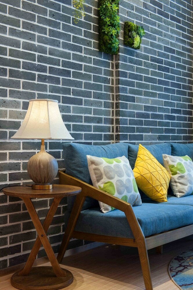 Ys Lida Square Apartment