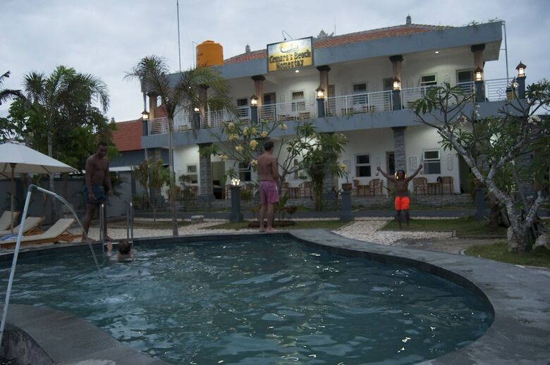 Hotel Cemara's Beach Homestay