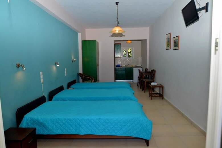 Alexandros Apartments