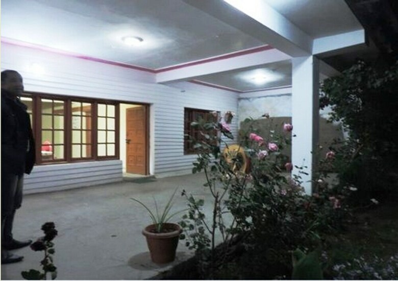 Hotel Tih A O Guest House & Home Stay