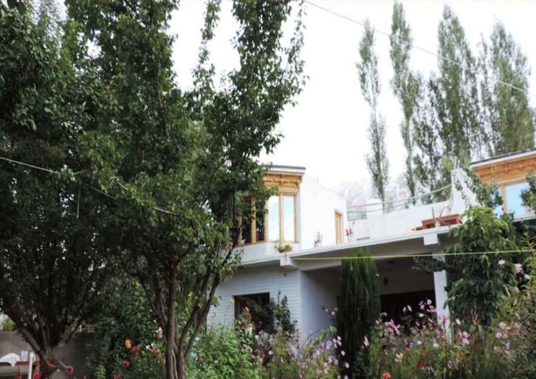 Hotel Tih A O Guest House & Home Stay