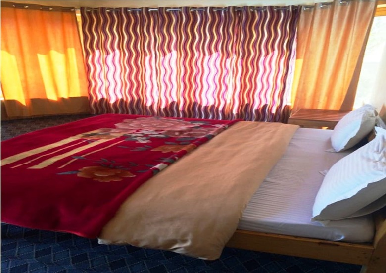 Hotel Tih A O Guest House & Home Stay