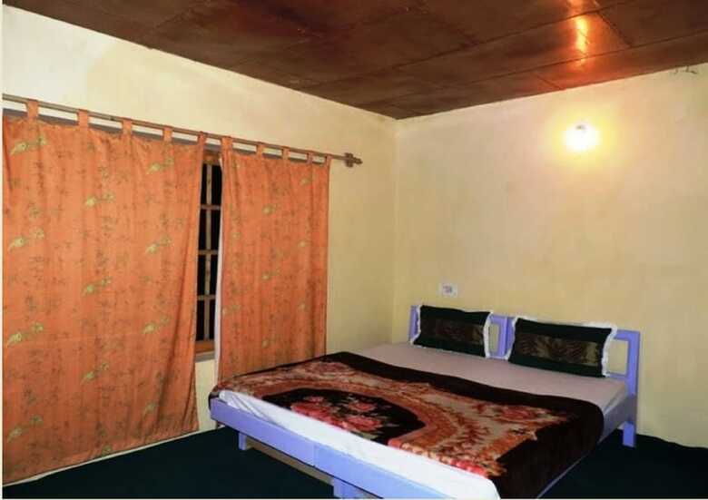 Hotel Tih A O Guest House & Home Stay