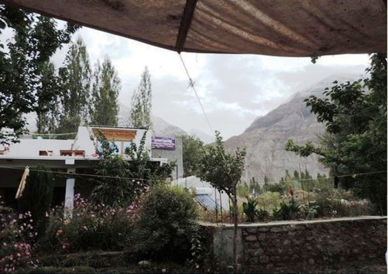 Hotel Tih A O Guest House & Home Stay