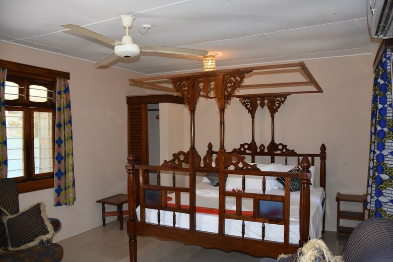 Pwani Silver Sand Beach Hotel