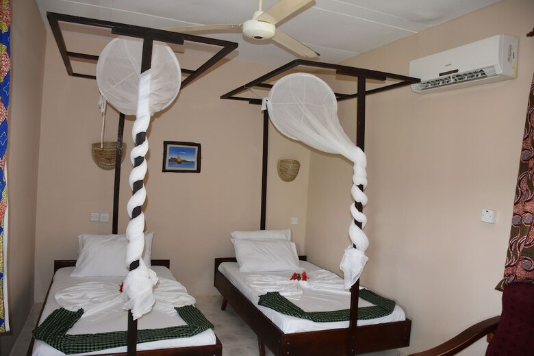 Pwani Silver Sand Beach Hotel