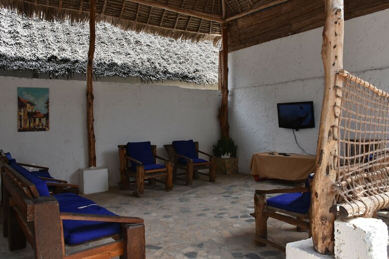 Pwani Silver Sand Beach Hotel