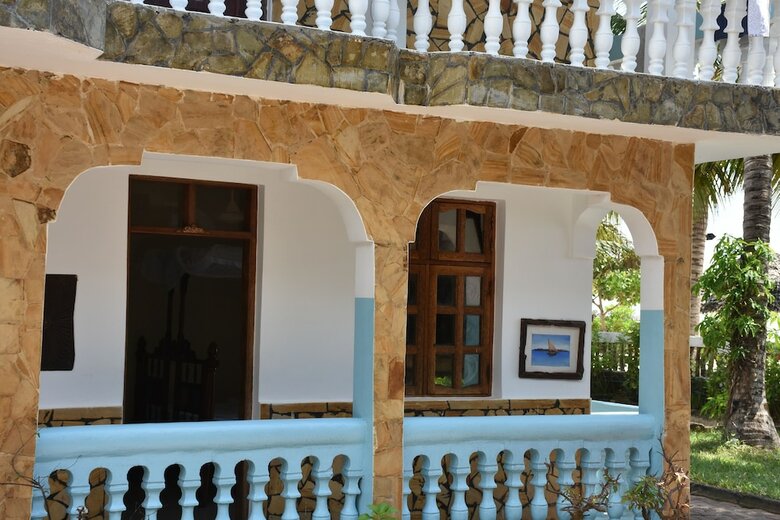 Pwani Silver Sand Beach Hotel