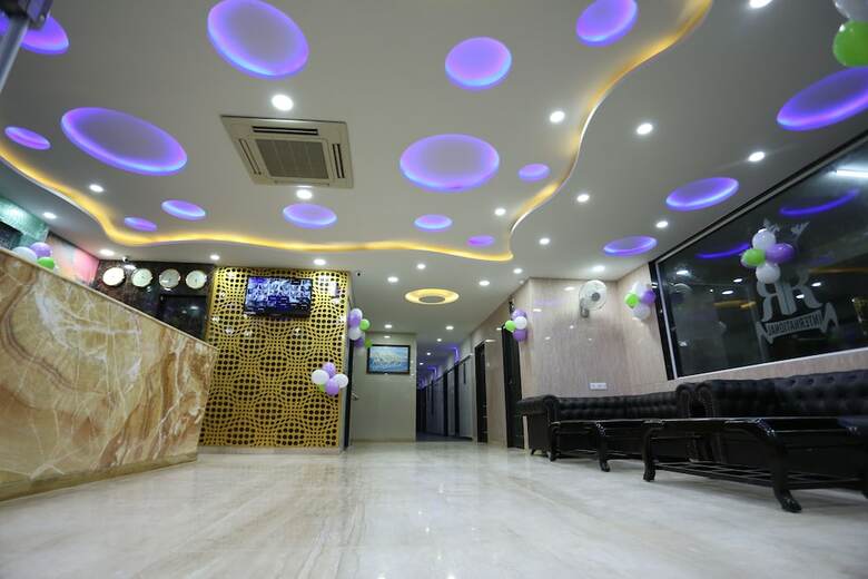 Hotel Rr International