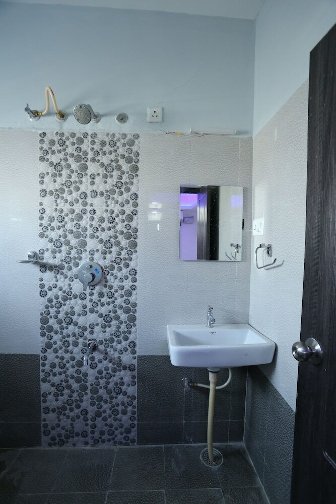 Hotel Rr International