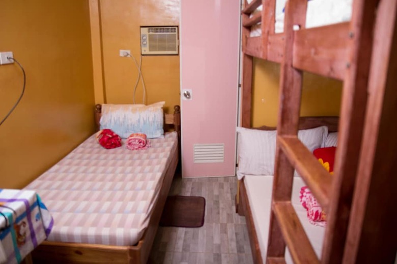 Hotel Megi Beach House