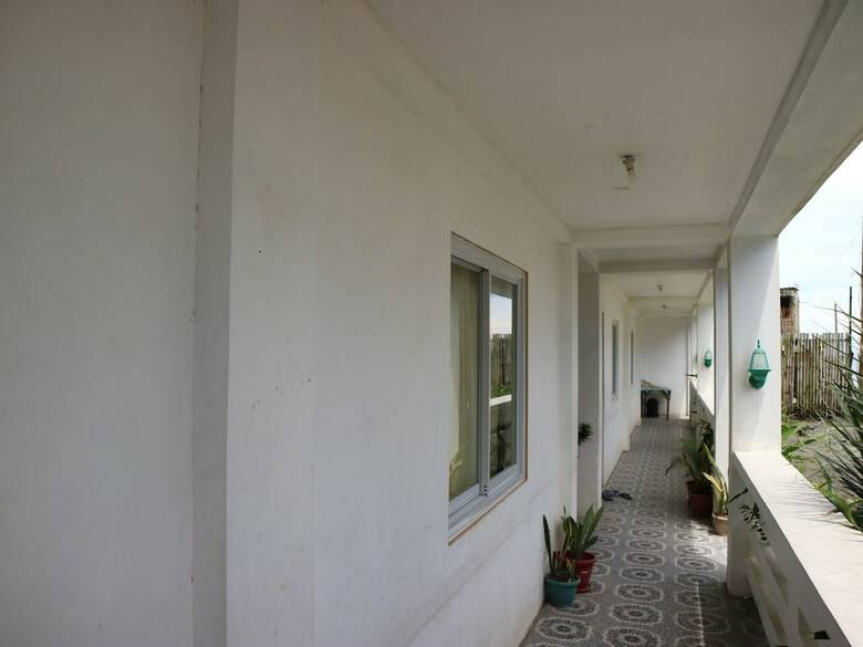 Hotel Megi Beach House