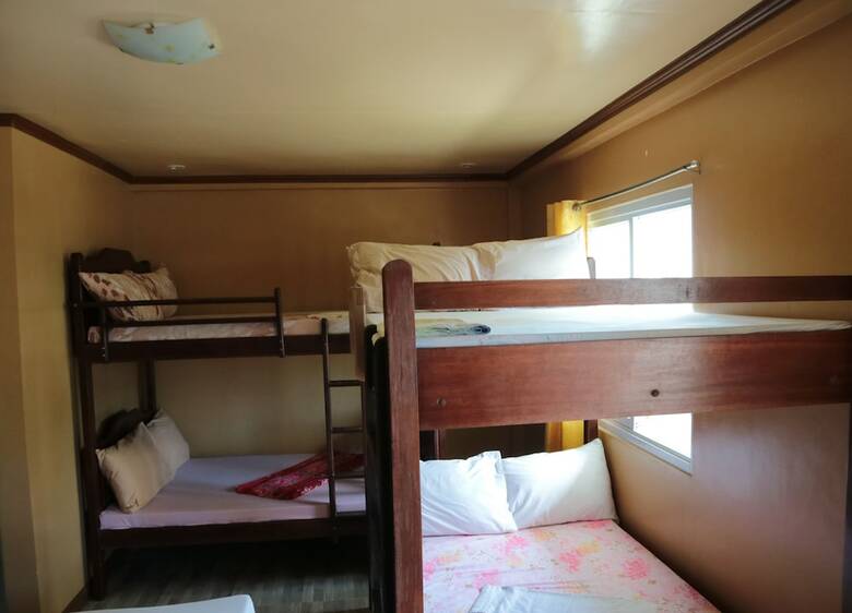 Hotel Megi Beach House