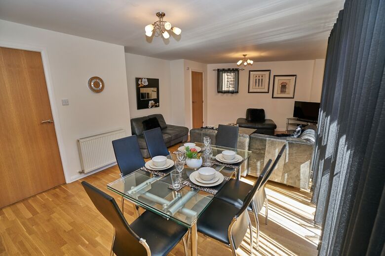 Edinburgh Pearl Apartments Lochrin Place