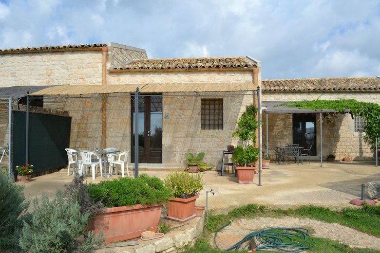 Hotel Antica Masseria Timparuci