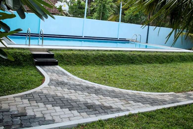 Hotel Larn's Villa