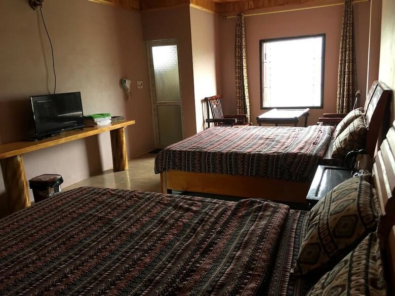 Hotel Pinocchio Tavan Homestay