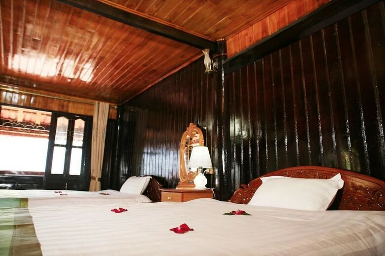 Hotel Pinocchio Tavan Homestay