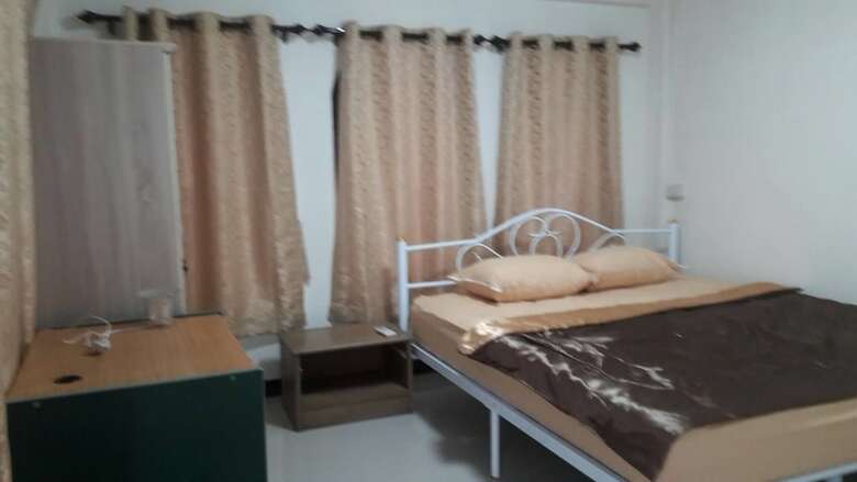 Hostal Danee Hostel