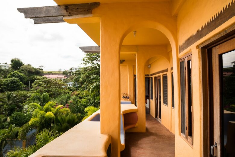 Reef View Pavilion Villas And Condos