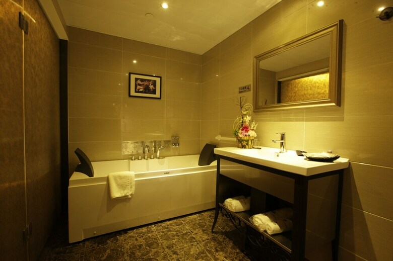 The Ten Hotel
