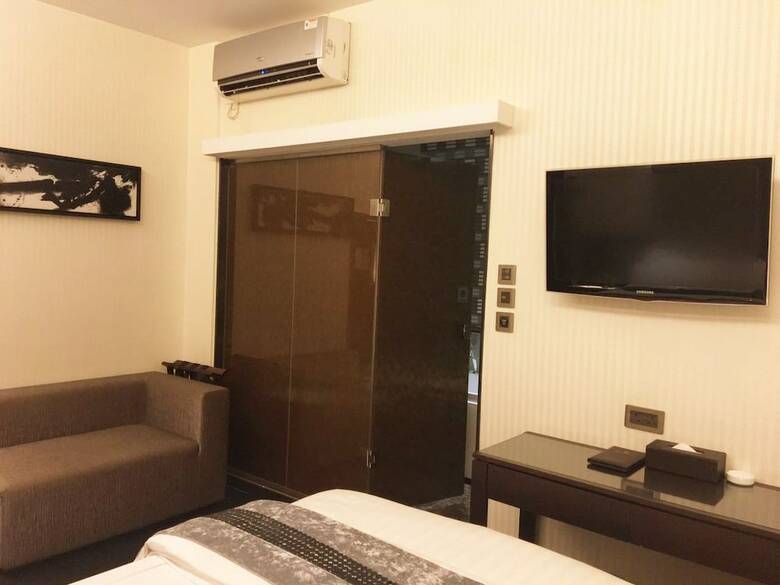 The Ten Hotel