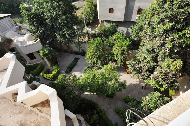 El Nakhil Hotel