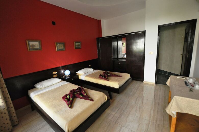 El Nakhil Hotel