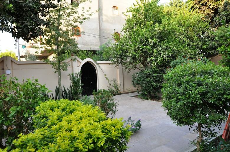 El Nakhil Hotel