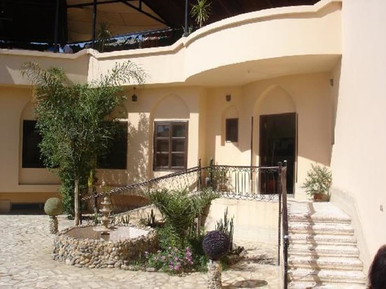 El Nakhil Hotel