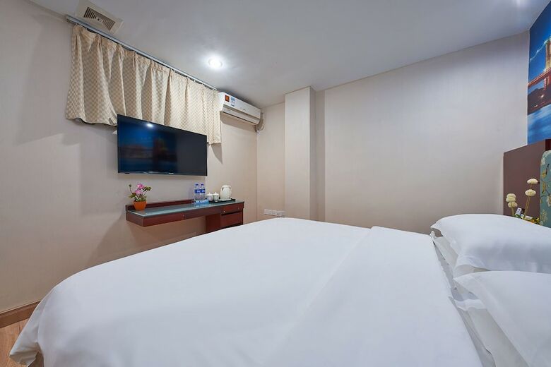Kaiserdom Hotel China Plaza