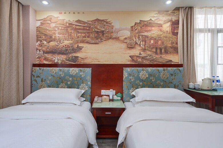 Kaiserdom Hotel China Plaza