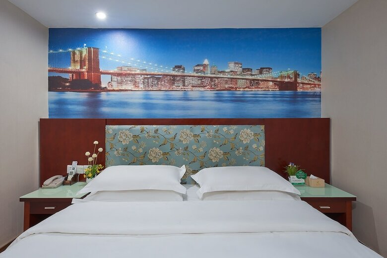 Kaiserdom Hotel China Plaza