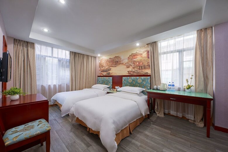 Kaiserdom Hotel China Plaza