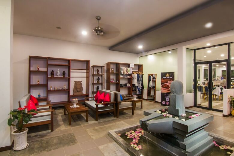 Green Amazon Residence Hotel