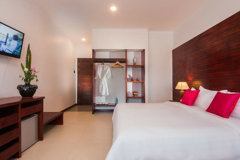 Green Amazon Residence Hotel
